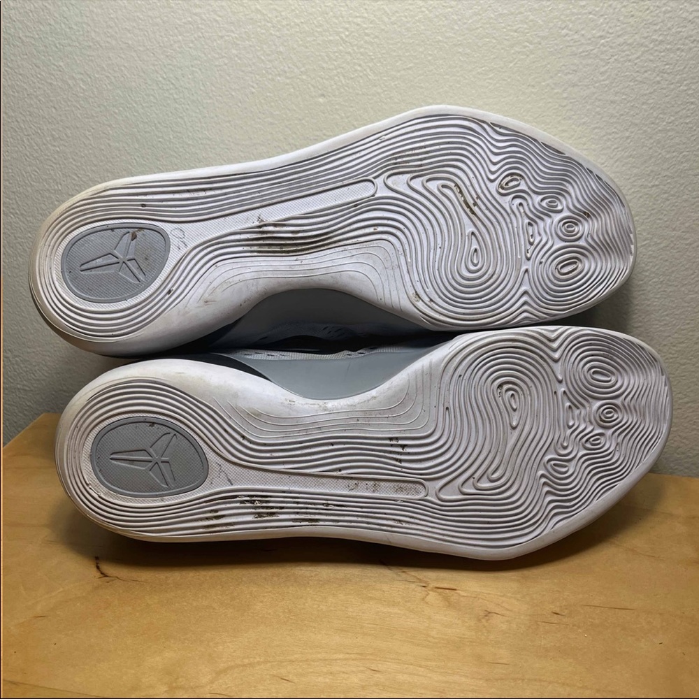Kobe 9 Wolf Grey - Picture 6 of 10